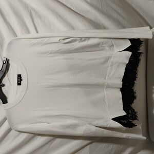 (BX13) SALE! DKNY Fall Sweater W Lace Bottom Sz.L Worn Once